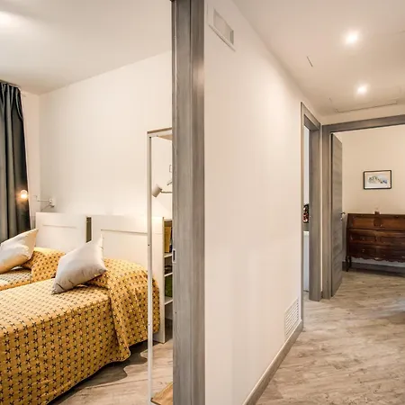 Holiday home Golden Lemon - Modern House In Countryside *